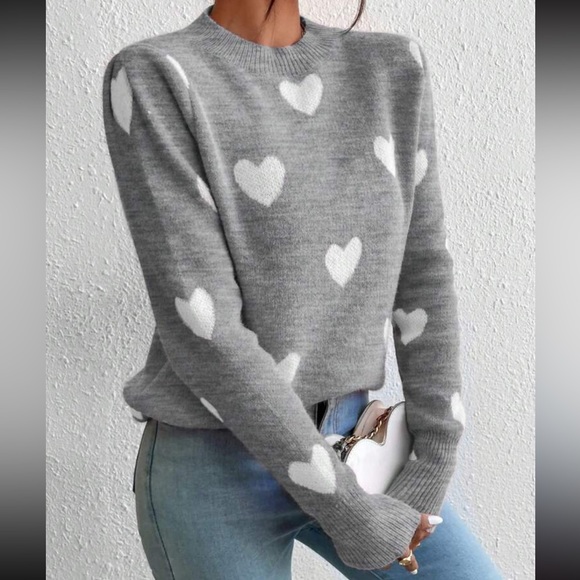 Cozy hearts print sweater top - Picture 2 of 6
